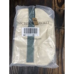 Victoria Secret Travel/Weekender Canvas Duffle Bag Tan w/green trim  21x 11